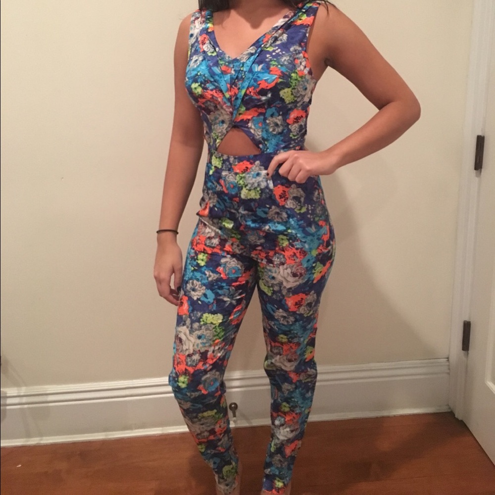 Colorful Floral Printed Jumper
